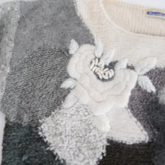 Vintage Marieal Kim Grey/White Floral Knit 8% Wool 8% Mohair Crewneck Sweater S - Picture 9 of 11